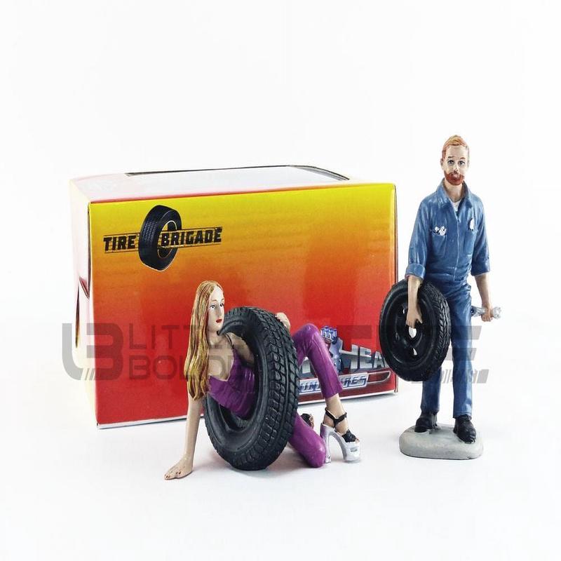 1-18 Scale Gary & Val Figurines Set - 2 Piece