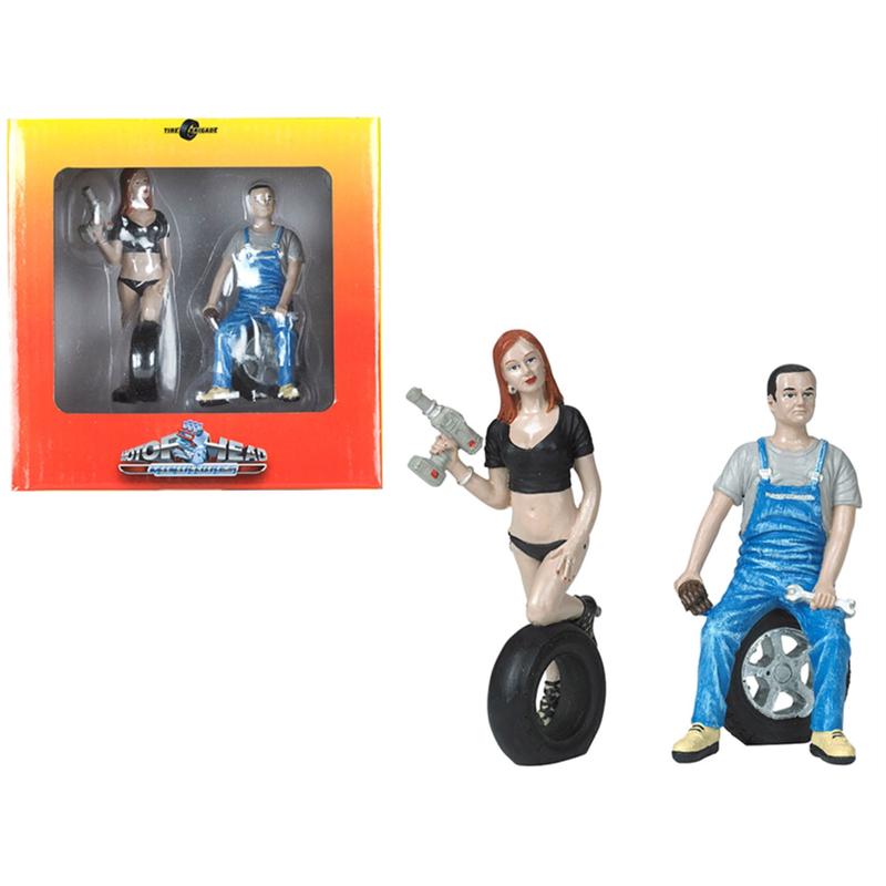 1-18 Scale Michele & Derek Figurines Set - 2 Piece